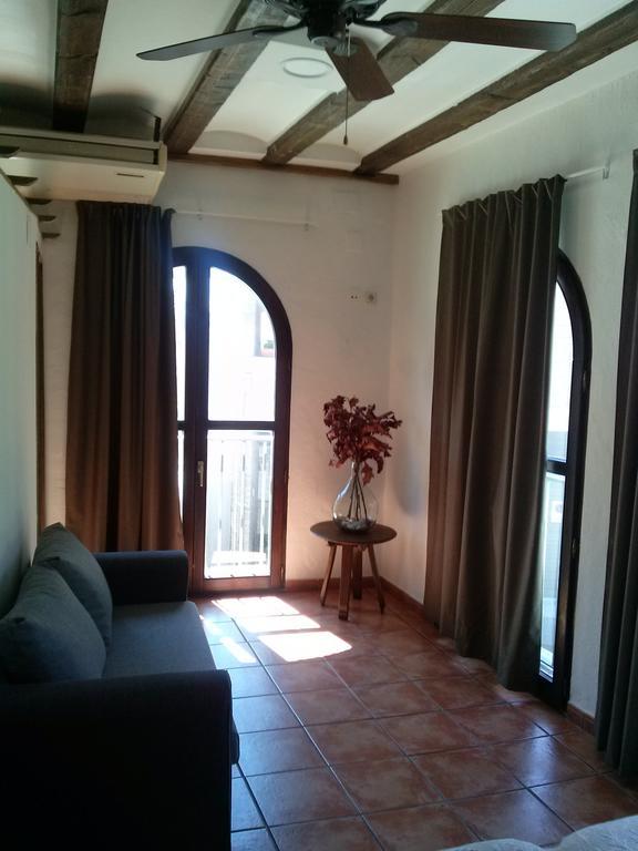 Hostal Suetxe Los Arcos Exterior photo